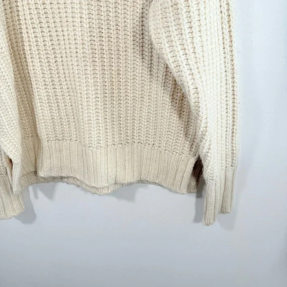 NWT Aerie American Eagle Cream Chunky Knit Oversized Sweater Small New - Picture 5 of 10